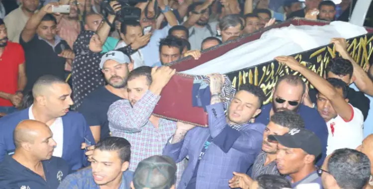  أحمد الفيشاوي يرفض تنفيذ وصية والده ويمنع صلاة الجنازة في المنوفية 