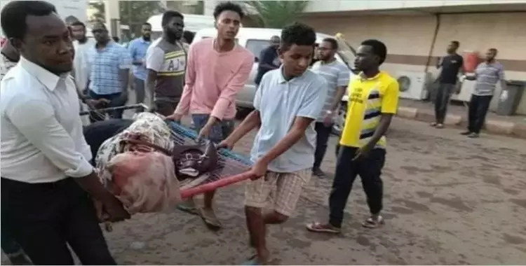  «أطباء السودان»: 5 قتلى على يد المجلس العسكري في فض اعتصام الخرطوم 