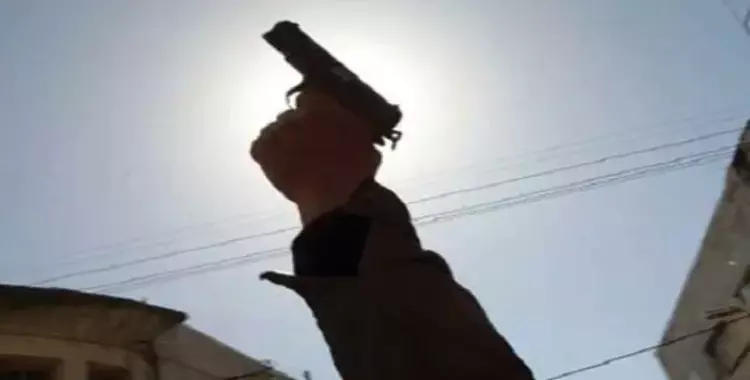  أمين شرطة يطلق النار على 3 أشخاص بينهم شرطي 