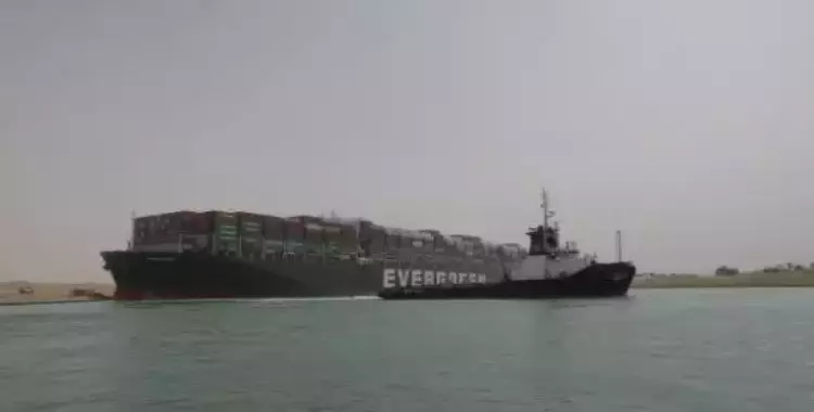  أول تصريح رسمي يكشف خسائر قناة السويس بسبب السفينة الجانحة (فيديو) 