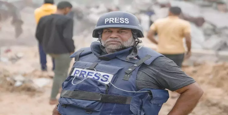  استشهاد الصحفي حمزة نجل وائل الدحدوح في قصف إسرائيلي 