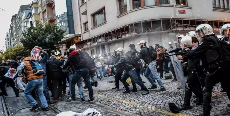 اشتباكات بين الشرطة التركية ومتظاهرين في «عيد العمال» 