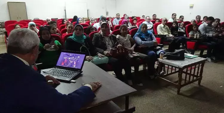  افتتاح الدورة الرابعة بجامعة الطفل في جامعة المنيا بمشاركة 165 طالب 