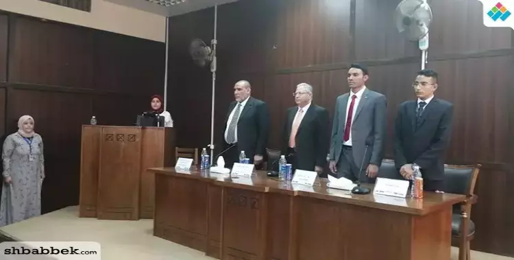  افتتاح نموذج محاكاة مجلس الوزراء بجامعة حلوان.. والرفاعي: التثقيف السياسي هام للطلاب (صور) 