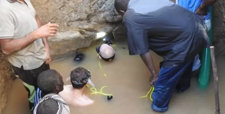  اكتشاف مقبرة فرعونية تحت الماء 