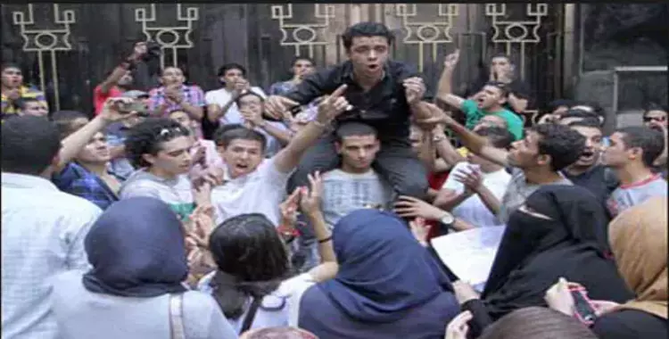  الأمن يمهل طلاب الثانوية نصف ساعة لفض تظاهراتهم 