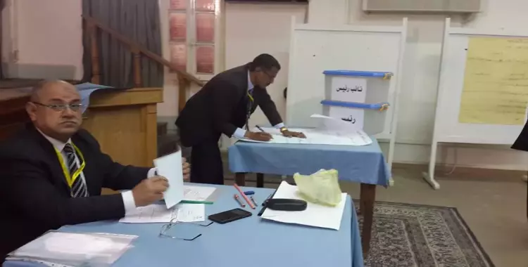  الاستعداد لاختيار رئيس اتحاد طلاب مصر (صور) 