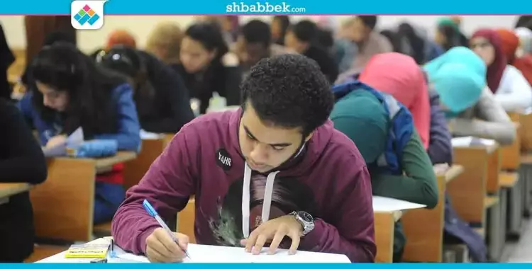 الثلاثاء.. 6 آلاف و842 طالب يؤدون امتحانات الثانوية دور تاني 