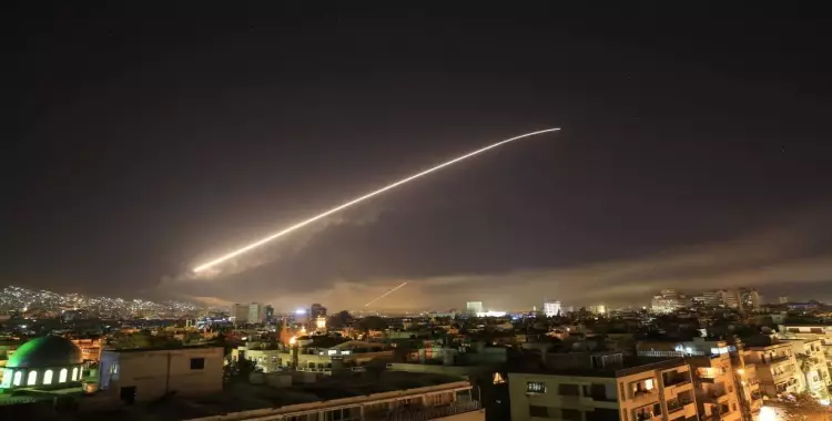 الجيش السوري يتصدى لهجمات إسرائيلية على دمشق 