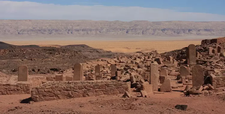  السياحة في سيناء.. آثار فرعونية ومغارات ومناجم فيروز 