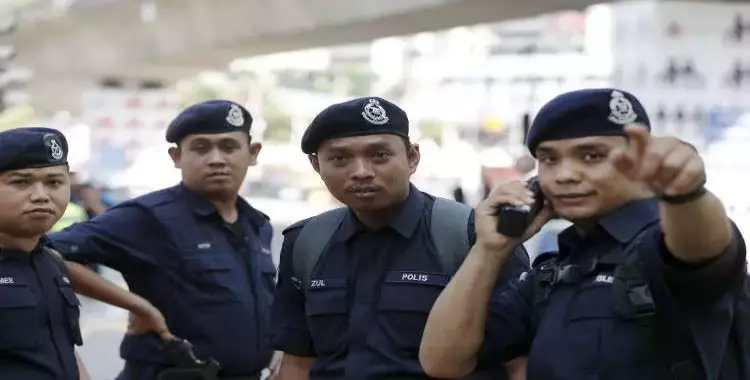 الشرطة الماليزية تتنكر لضبط المفطرين في رمضان: العقوبة سجب أو صيام 6 اشهر 