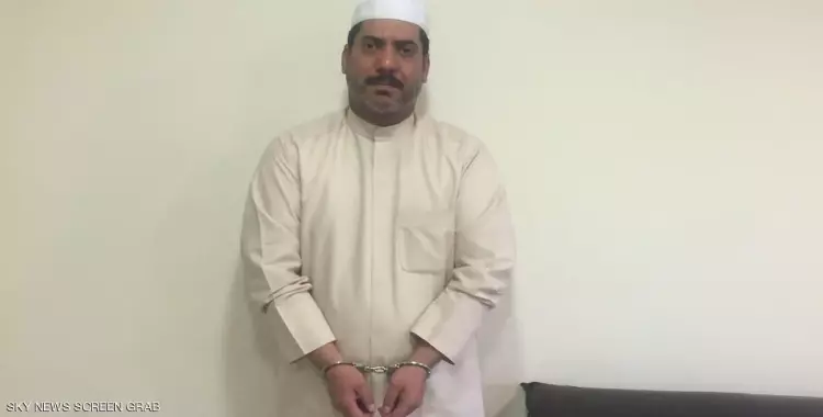  الكويت تحقق في واقعة تعرية مصري وضربه 