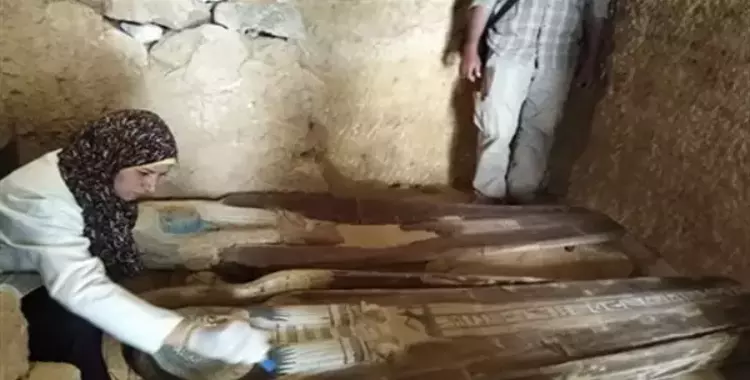  المقبرة الأثرية الجديدة التي تم اكتشافها بمنطقة الهرم (فيديو) 