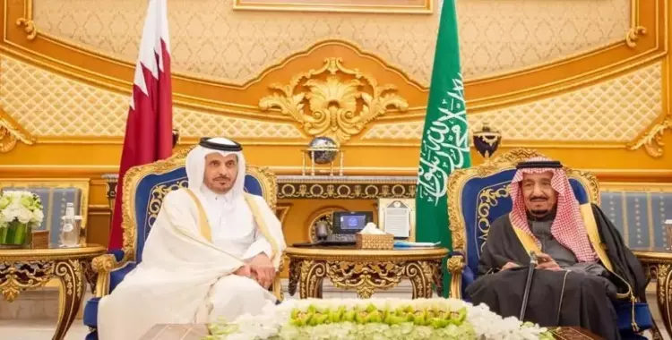  الملك سلمان يستقبل رئيس وزراء قطر في الرياض (فيديو) 