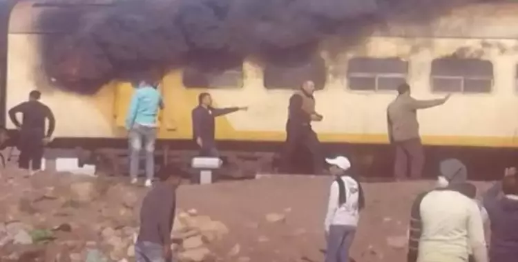  اندلاع حريق ضخم في قطار بمحطة كفر الزيات (صور) 