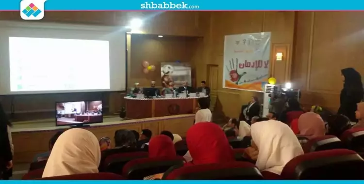  انطلاق أولى فعاليات حملة «عيشها صح» لمكافحة الإدمان في جامعة المنصورة 
