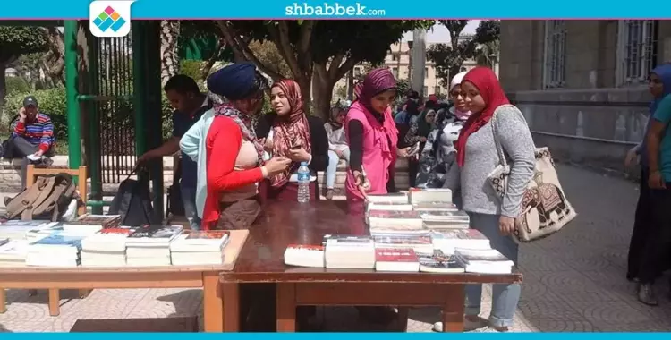  بأسعار رمزية.. معرض للكتب والروايات بـ«سياسة القاهرة» 