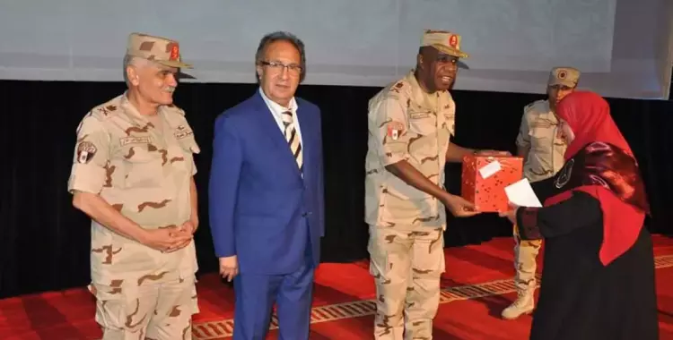  بالصور.. القوات المسلحة تنظم الندوة التثقيفية الثامنة بجامعة مصر للعلوم والتكنولوجيا 