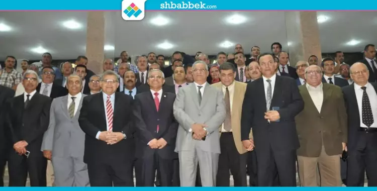  برئاسة عباس منصور.. تشكيل لجنة جديدة لاختيار رؤساء الجامعات 