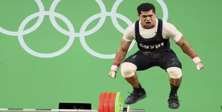  بطل مصر الأوليمبي يعتزل «رفع الأثقال» ويكتب رسالة مؤثرة 