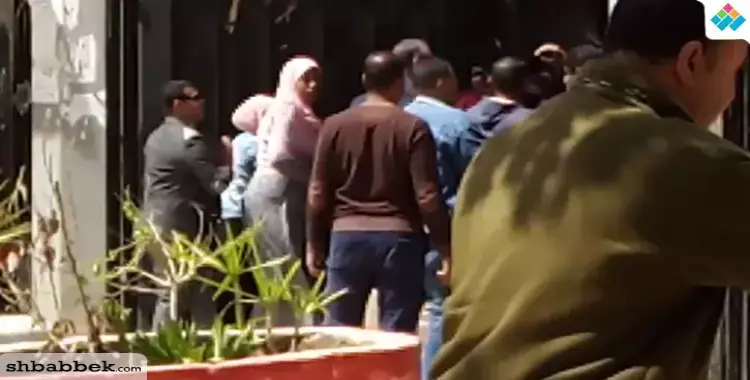  تدافع بين الأمن وطالبات جامعة الأزهر في أسيوط 