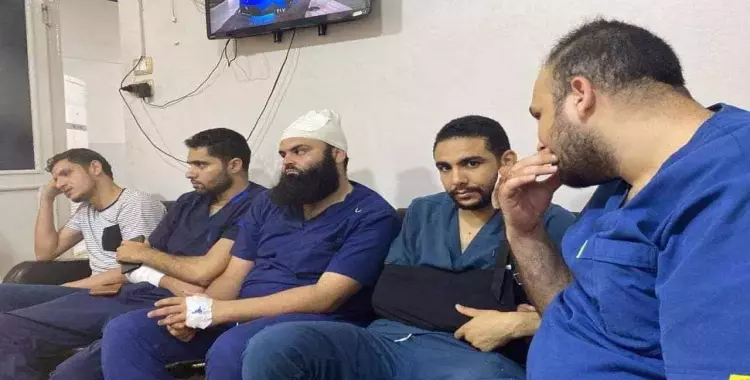  تعرضوا لإصابات خطيرة.. أهالي مريض يعتدون على أطباء بمستشفى الأزهر بدمياط (صور وفيديو) 