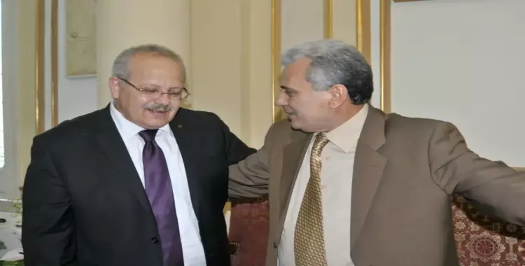  جابر نصار يزور رئيس جامعة القاهرة الجديد 
