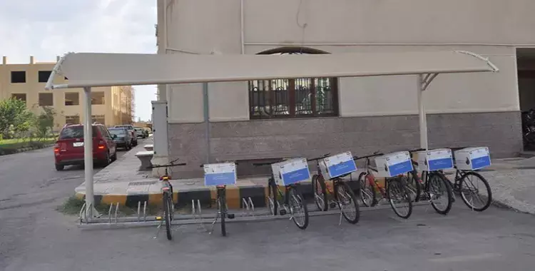  جامعة كفر الشيخ توفر أماكن انتظار لدراجات وسيارات الطلاب 