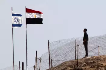 جيش الاحتلال الإسرائيلي يطلق النار على الحدود المصرية.. ما السبب؟