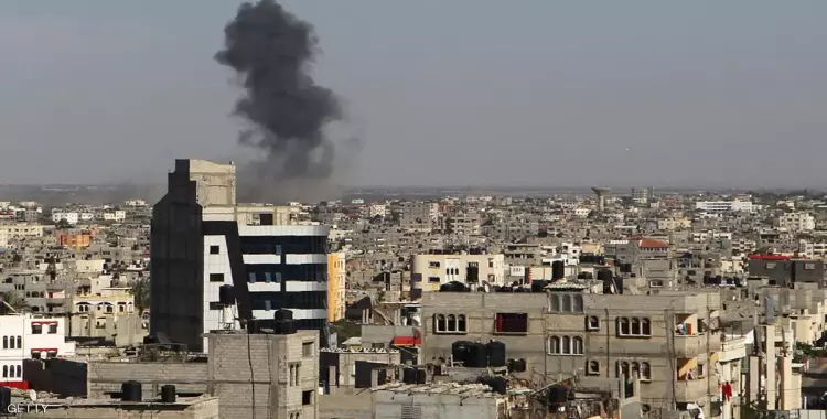  جيش الاحتلال يقصف موقعين جنوبي غزة 