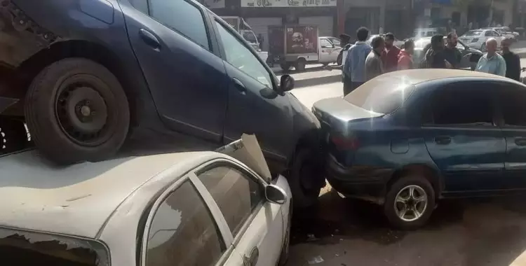  حادث غمرة اليوم في القاهرة.. معركة بين السيارت (صور) 