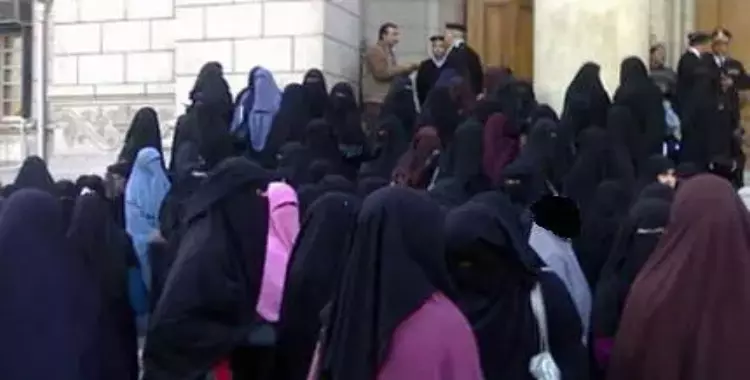  حكم نهائي يمكّن الطالبات من ارتداء النقاب بالجامعات 