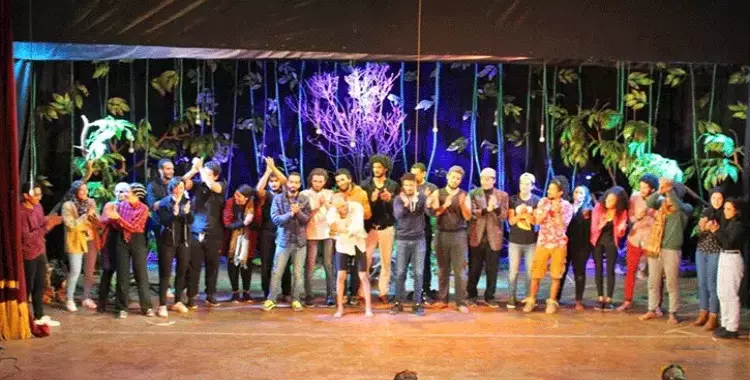  دعوة مجانية لطلاب جامعة حلوان لحضور مسرحية «أوليكس في بلاد العجائب» 