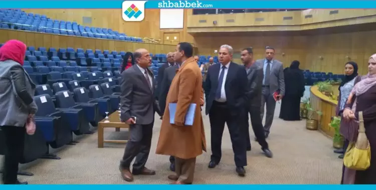  رئيس جامعة أسيوط يتابع استعدادات إقامة مؤتمر الجامعات العربية (صور) 