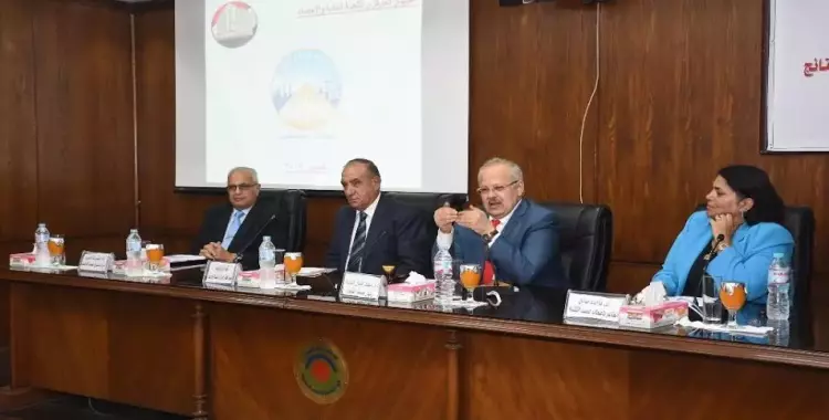  رئيس جامعة القاهرة: نجحنا في تحويل 45% من إدارة الجامعة إلى اللامركزية 