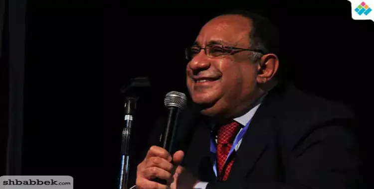  رئيس جامعة حلوان يطالب بزيادة فترة الرئاسة لسبع سنوات 