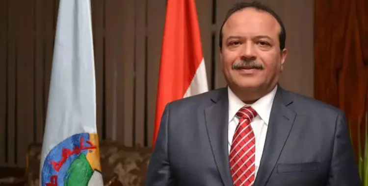  رئيس جامعة طنطا يدعو الشعب للإبلاغ عن التنظيمات التي تهدد أمن مصر 
