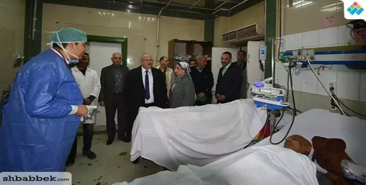  زيارة مفاجئة لرئيس جامعة القاهرة في أقسام طوارئ قصر العيني (صور) 