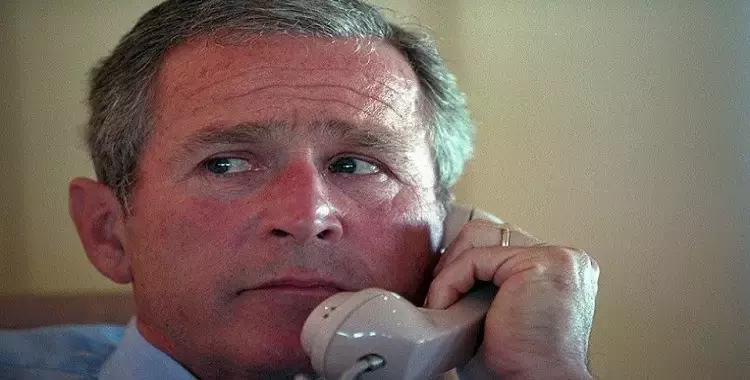  شاهد بوش لحظة علمه بهجمات 11 سبتمبر (صور) 