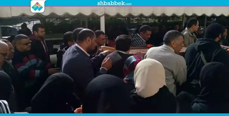  صور| تشييع جثمان الطالبة شدوى محمد ضحية حادث نويبع 
