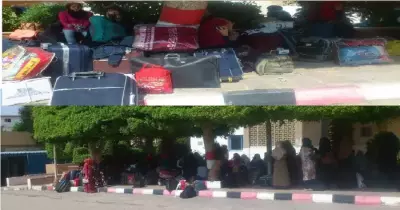 صور| طالبات الأزهر يحملن حقائبهن في انتظار إعلان التسكين