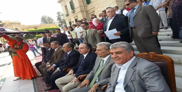  صور| محافظ الجيزة يشهد احتفالات جامعة القاهرة بذكرى أكتوبر 