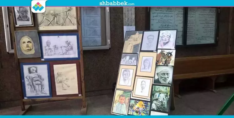  صور| معرض فنون تشكيلية لأعمال طلاب دار علوم القاهرة 