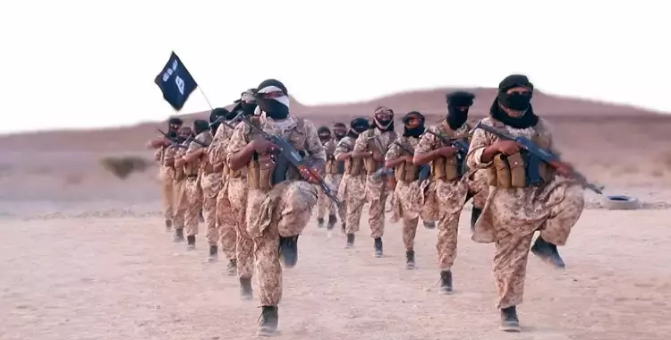  ضبط ملابس عسكرية «تكفي لتجهيز جيش» متجهة لـ«داعش» 