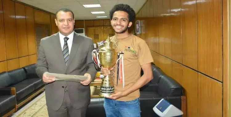  طالب بجامعة أسيوط يحصد المركز الأول في مصر بمسابقة «أفضل ملصق» 