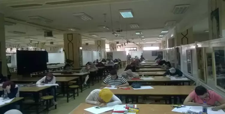  طلاب الثانوية يستكملون اختبارات القدرات في جامعة المنصورة 