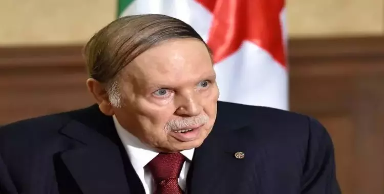  عاجل| استقالة الرئيس الجزائري من منصبه 