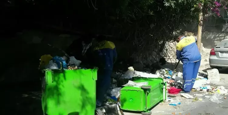  عامل نظافة يعثر على جثتي طفلين في صندوق قمامة بالإسكندرية 