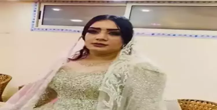 عريس يترك عروسته في ليلة زفافهما بسبب ياسمين عز.. (فيديو) 