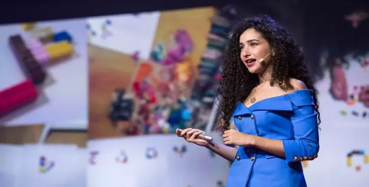  غادة والي ممثلة المرأة في منتدى شباب العالم.. من الرسم بالصلصلة لـ«فوربس» 